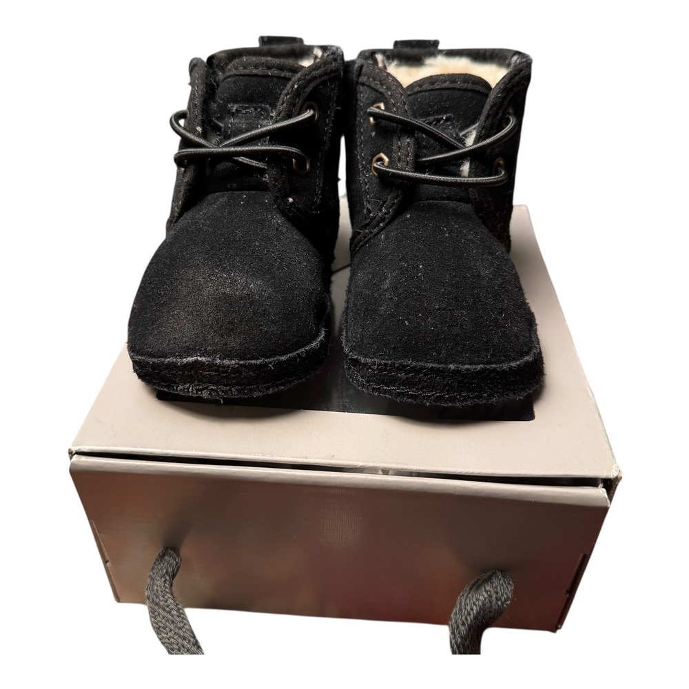 UGG Baby Neumel Black Suede Leather Shearling Lined Lace Up Boots Shoes SU